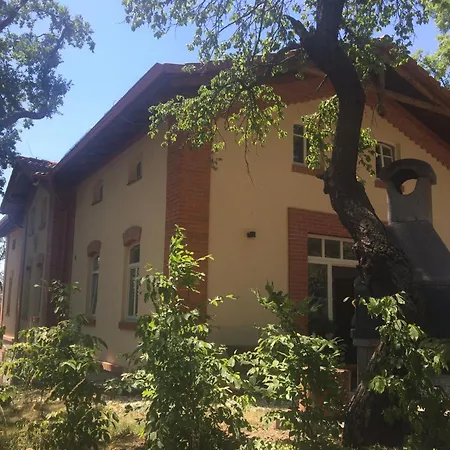 Lisovna-prazdninovy Dum S Vinnym Sklepem