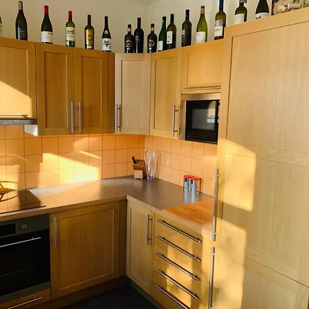 Tatil Evi Lisovna-prazdninovy Dum S Vinnym Sklepem Zerotice